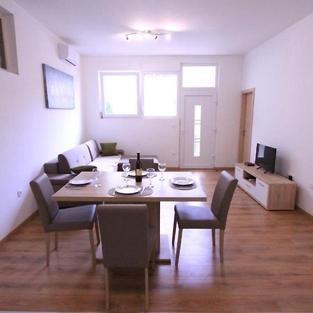 Apartman Darija Подстрана Екстер'єр фото
