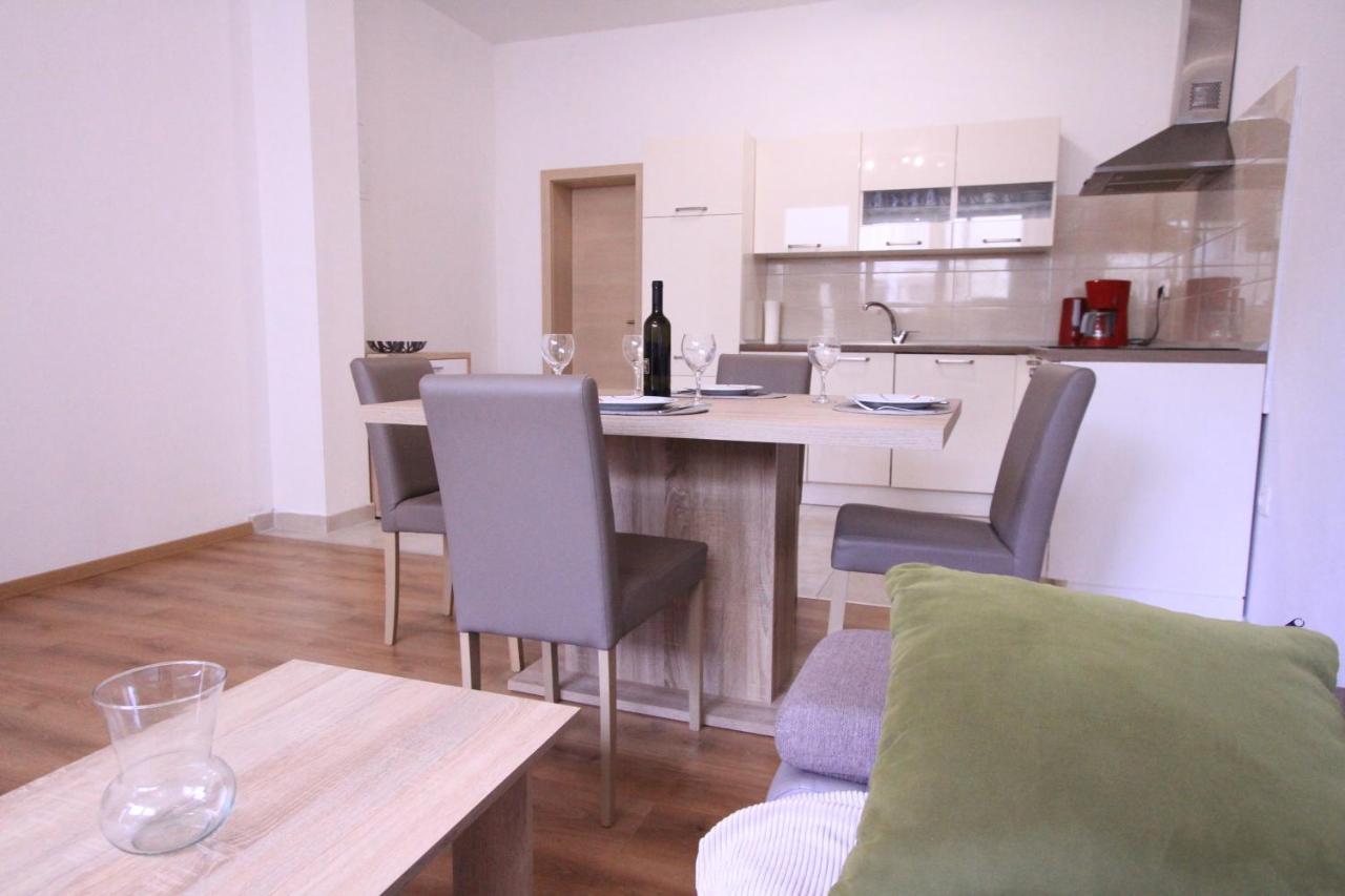 Apartman Darija Подстрана Екстер'єр фото