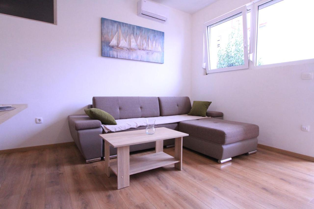 Apartman Darija Подстрана Екстер'єр фото